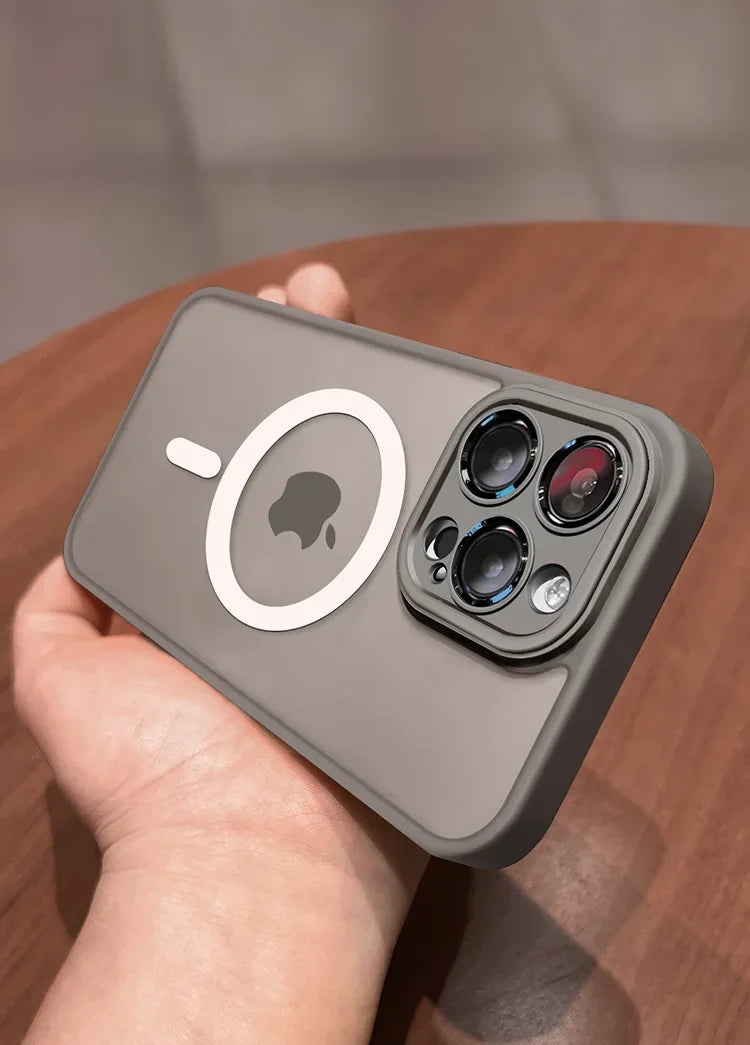 Coque iPhone 15 compatible MagSafe | HullPhone